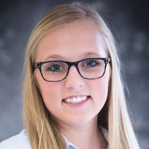 Meet your Posher, Hannah